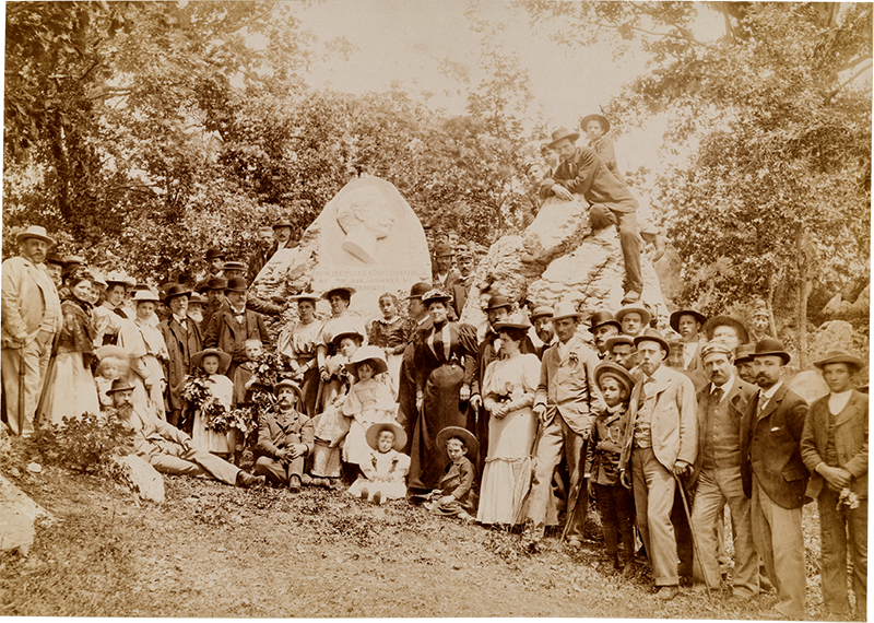 Fest anlässlich des 50-jährigen Bestehens des Deutschen Künstlervereins in Rom in der Serpentara am 2. Juni 1895,  © Foto unbekannt, Universität der Künste, Berlin, UdK-Archiv 300a-XX, 5F, Repro: Markus Hilbich, Berlin