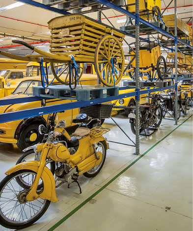 Kleintransporter und LKW – Postfahrzeuge im Depot des Museums für Kommunikation Frankfurt, © Bert Bostelmann MSPT / Museum für Kommunikation Frankfurt 