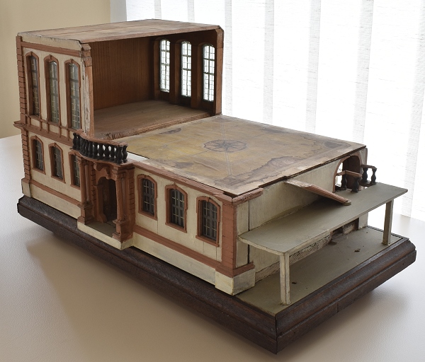 Modell für ein Kammergerichtsgebäude, 1757, Linden- und Pappelholz, farbig gefasst, © Gesellschaft für Reichskammergerichts­forschung e. V., Foto: Matthias Bähr