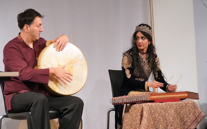 Murat Coskun und Arezoo Rezvani, Foto: Alexander Paul Englert, Frankfurt a. M.