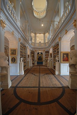 Herzogin Anna Amalia Bibliothek, Rokokosaal, (c) Klassik Stiftung Weimar, Foto: Maik Schuck Herzogin Anna Amalia Bibliothek, Rokokosaal, (c) Klassik Stiftung Weimar, Foto: Maik Schuck